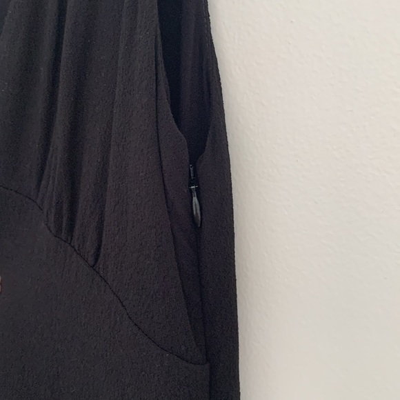 Sundeh by Sunday Best - Dress from Aritzia deep V size XS in black - Picture 4 of 4